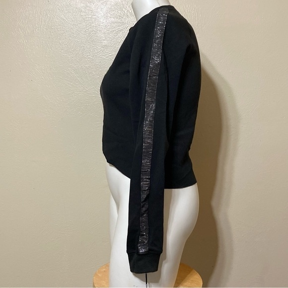 STRONG BY ZUMBA STRONG NATION long sleeve crop top with glittery piping Med NWT - Picture 13 of 15